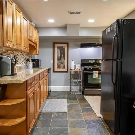Delightful 1-Br Accommodations Nearby Metro Washington Exterior photo