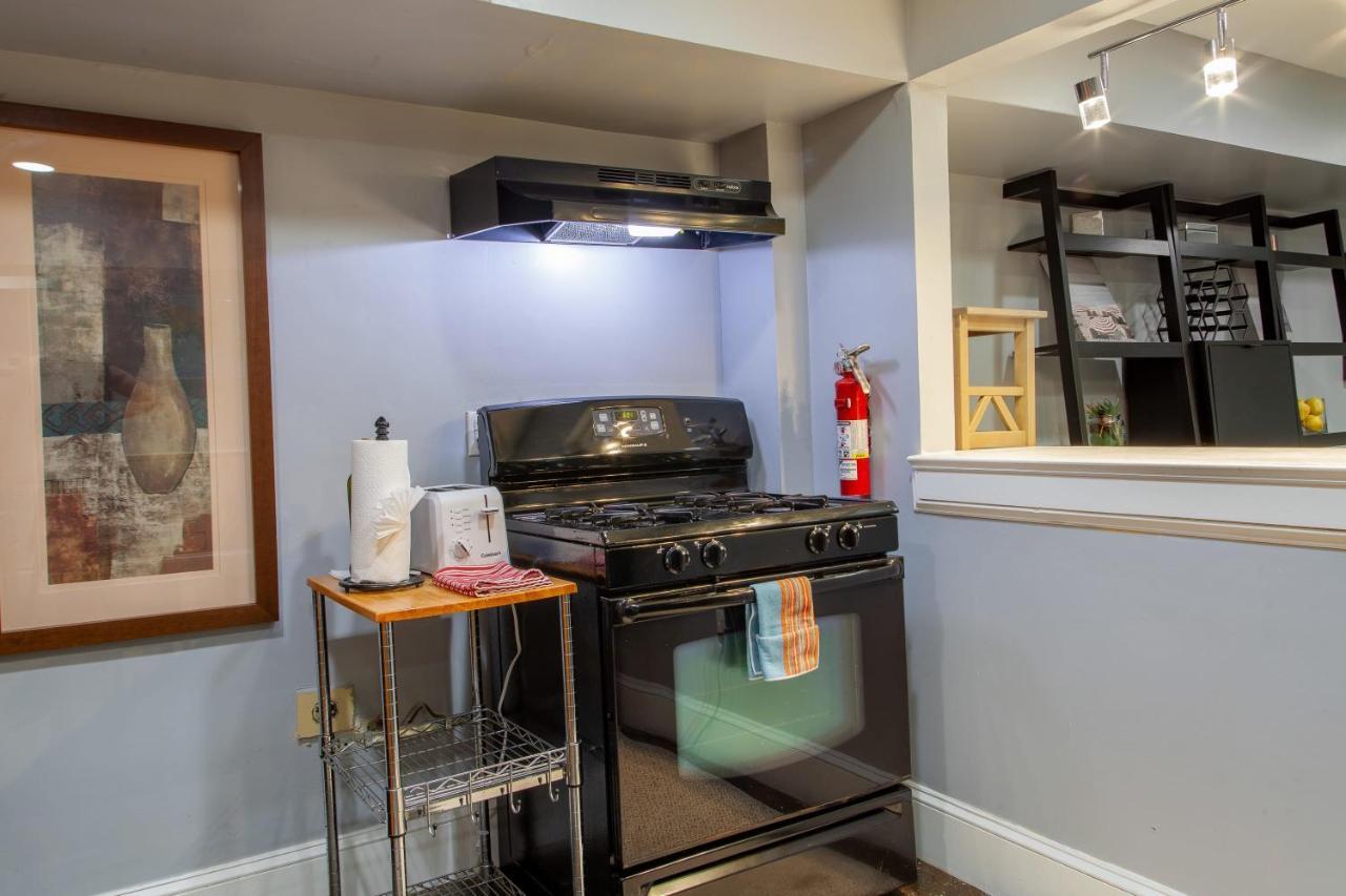 Holiday home Delightful 1-br Nearby Metro