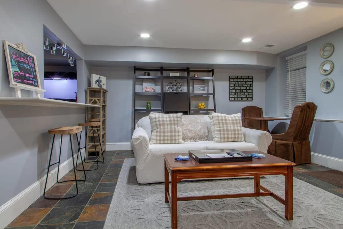 Delightful 1-br Nearby Metro *