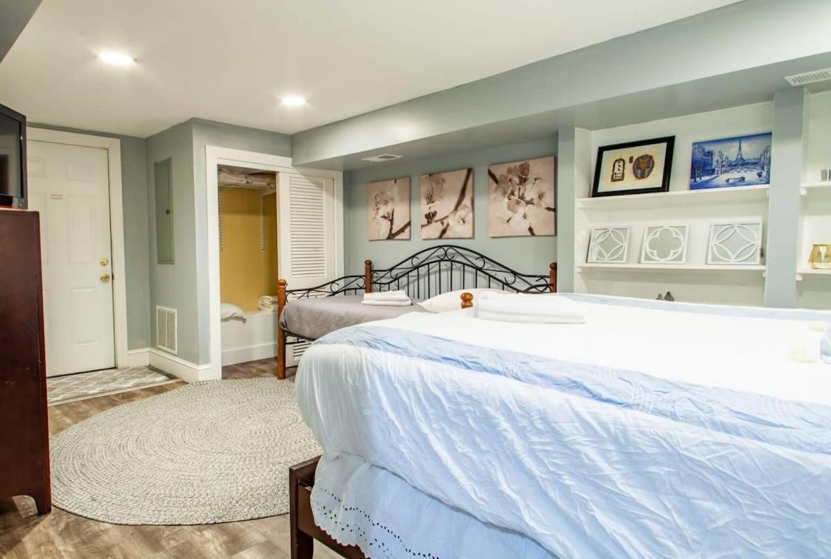 Holiday home Delightful 1-br Nearby Metro
