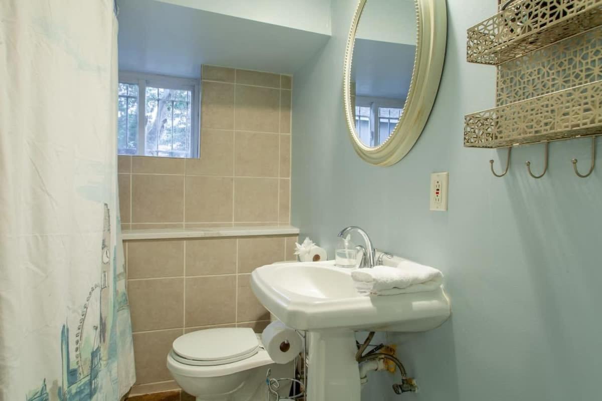 Holiday home Delightful 1-br Nearby Metro Washington