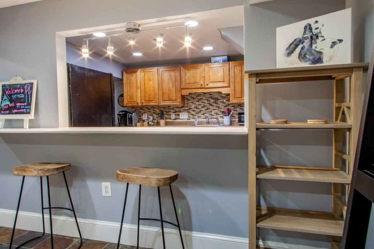 Delightful 1-br Nearby Metro * Washington